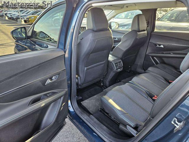 PEUGEOT 5008 5008 7 POSTI 2.0 180 cv bluehdi Allure - GH978HR