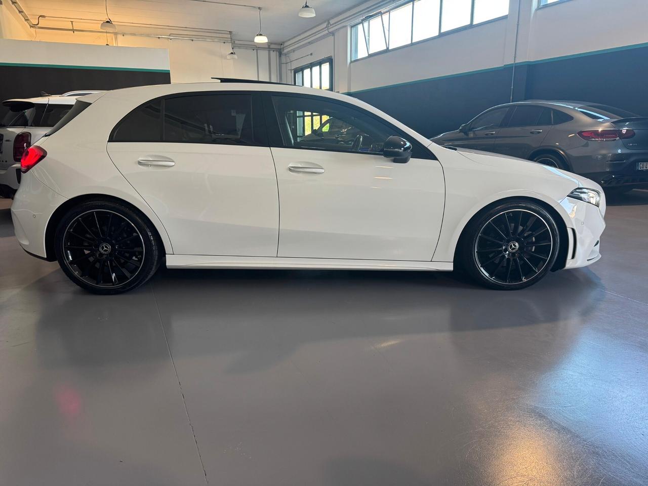 Mercedes-benz A 200 d Automatic PremiumAMG/19'/TETTO/NIGHT/MULTIBEAM