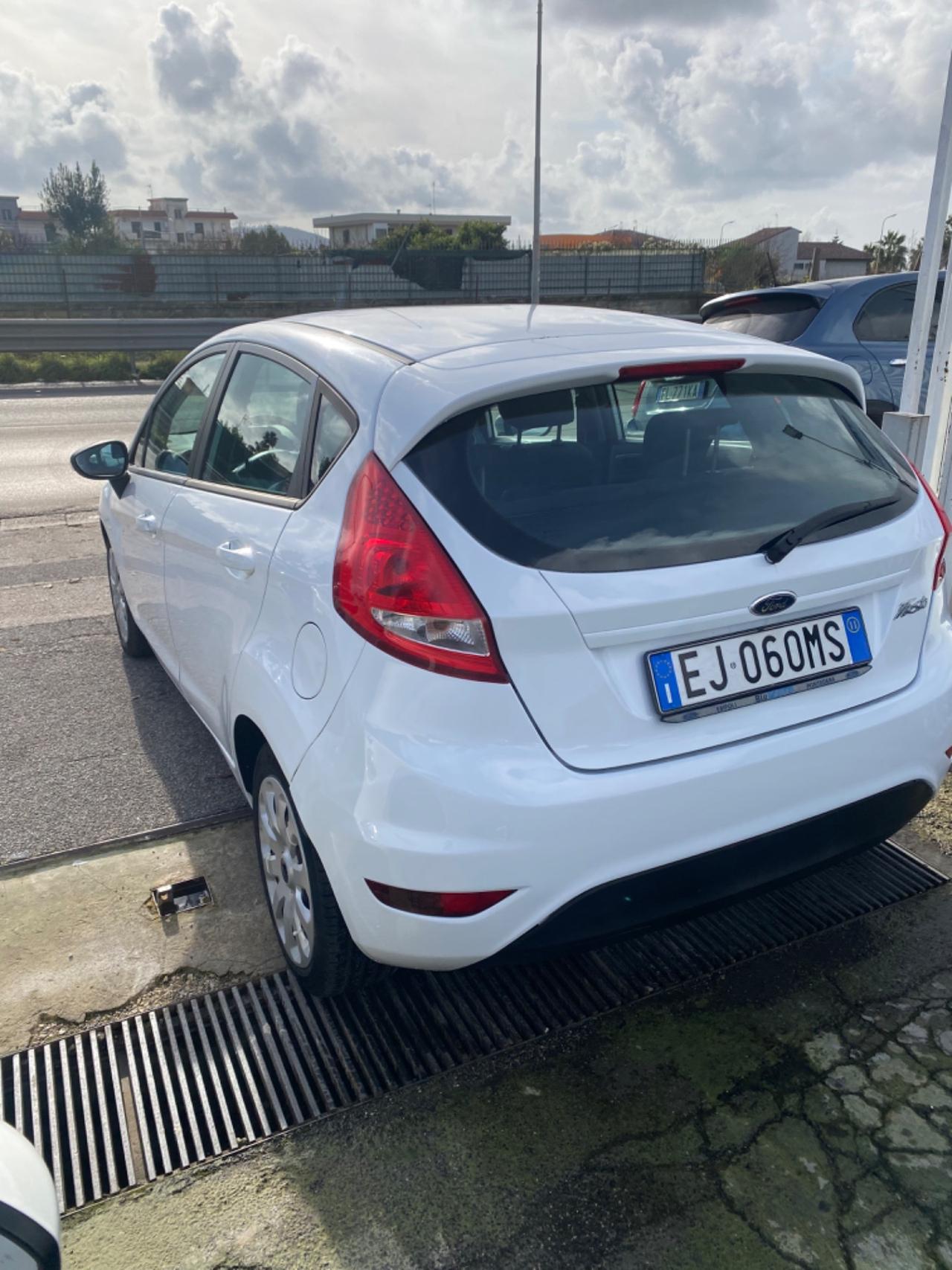 Ford Fiesta 1.4 TDCi 5p. Ghia