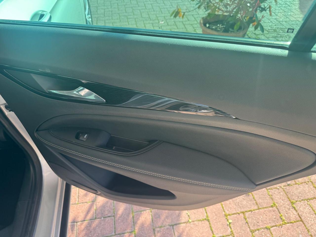 Opel Insignia Innovation 1.6 #9960