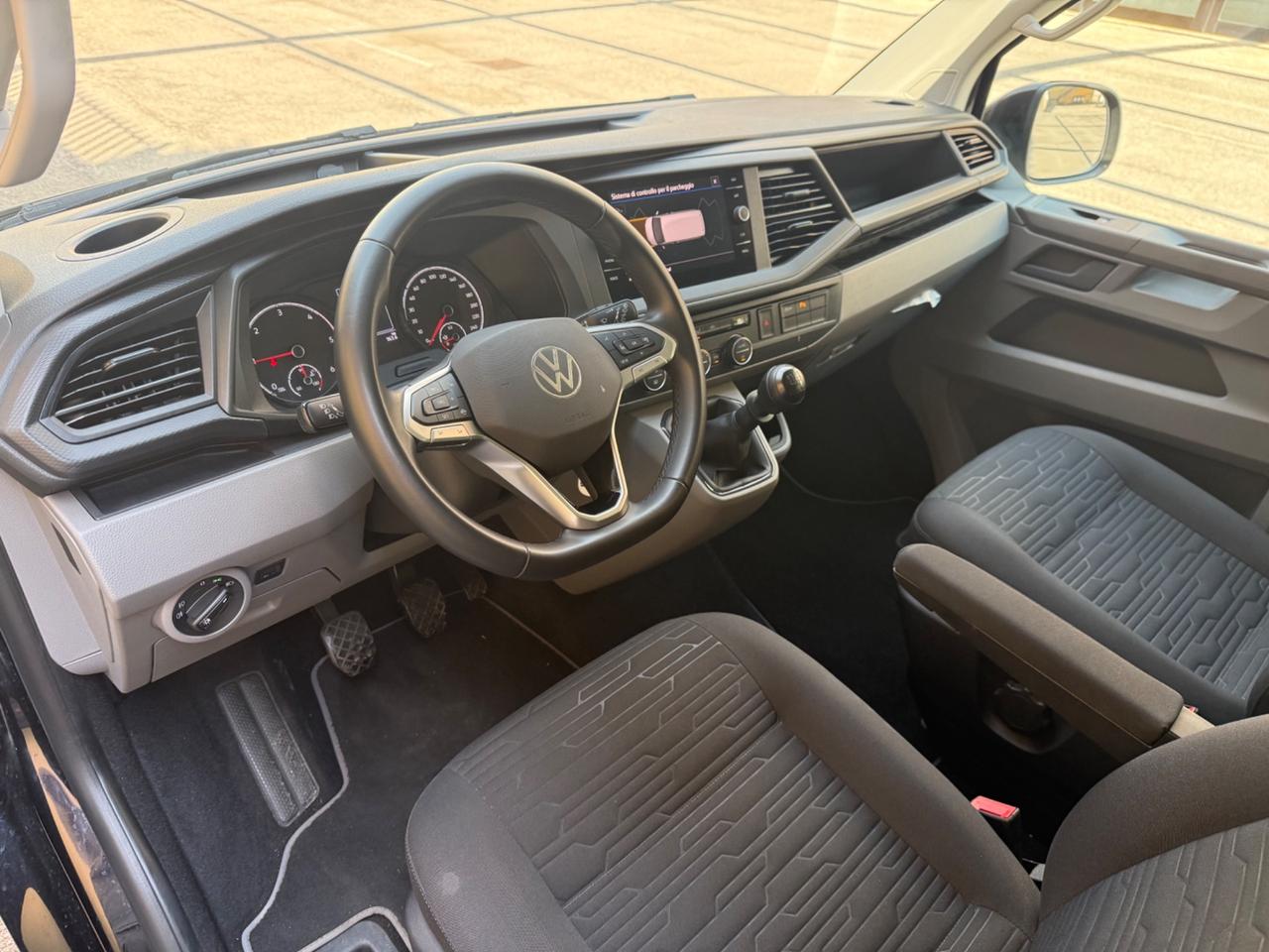Volkswagen Caravelle 2.0 TDI 150CV "PASSO LUNGO-IVA ESPOSTA-KM 15000 !!!"
