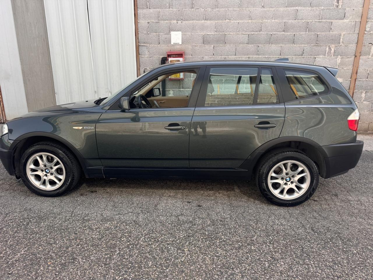 Bmw X3 2.0d cat Futura PARI AL NUOVO
