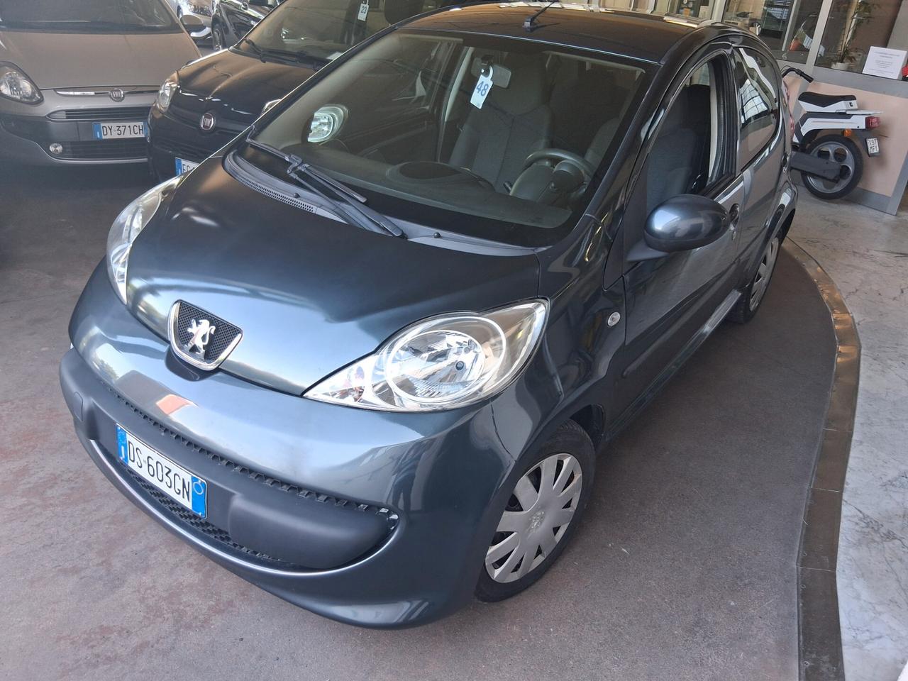 Peugeot 107 1.4 HDi 5p. Plaisir