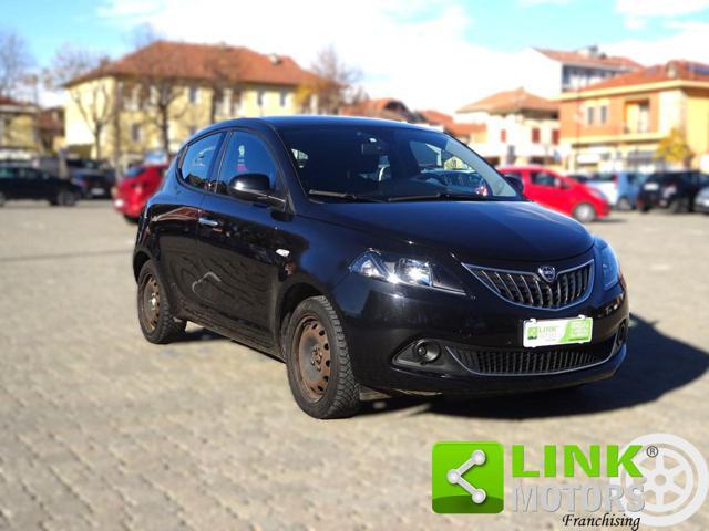 LANCIA Ypsilon 1.0 FireFly 5 porte S&S Hybrid Gold NEOPATENTATI