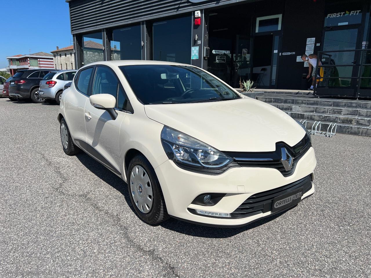 RENAULT Clio 1.5 dCi 8V 75CV S&S ENERGY ZEN N1 AUTOCARRO +IVA