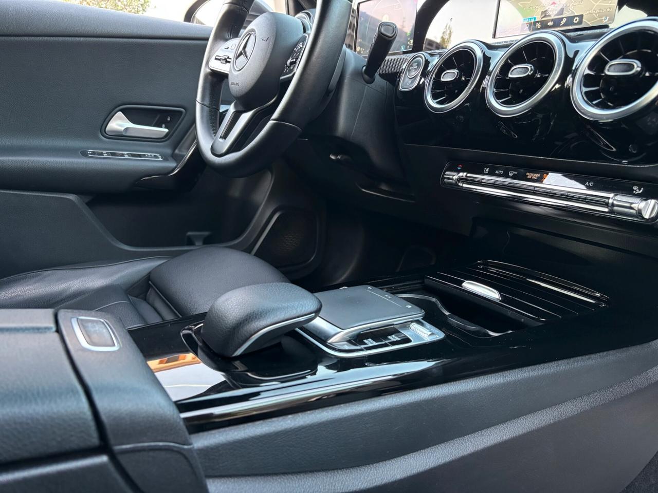 Mercedes-benz A 180 d Automatic Sport FULL LED