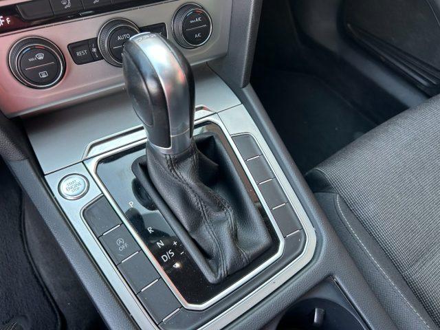 VOLKSWAGEN Passat Variant 2.0 TDI DSG ConfortLine BlueMotion Technology