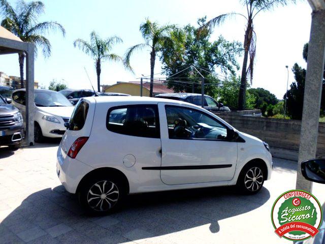 RENAULT Twingo 1.2 8V Sport & Sound