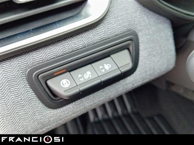 RENAULT Clio 1.6 E-Tech full hybrid Techno 145cv