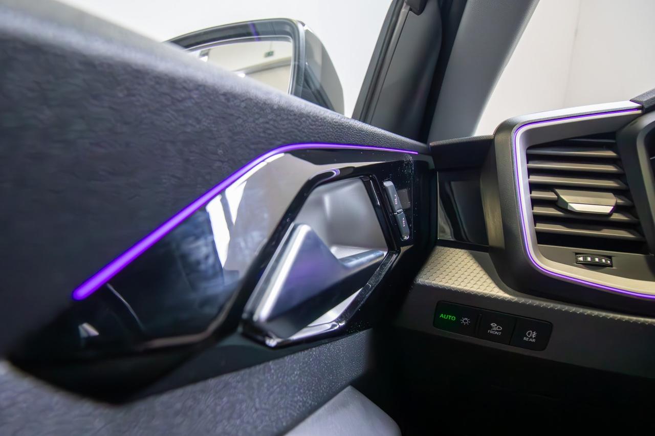 Audi A1 Sportback 30 Tfsi S Line S-tronic Black Identity