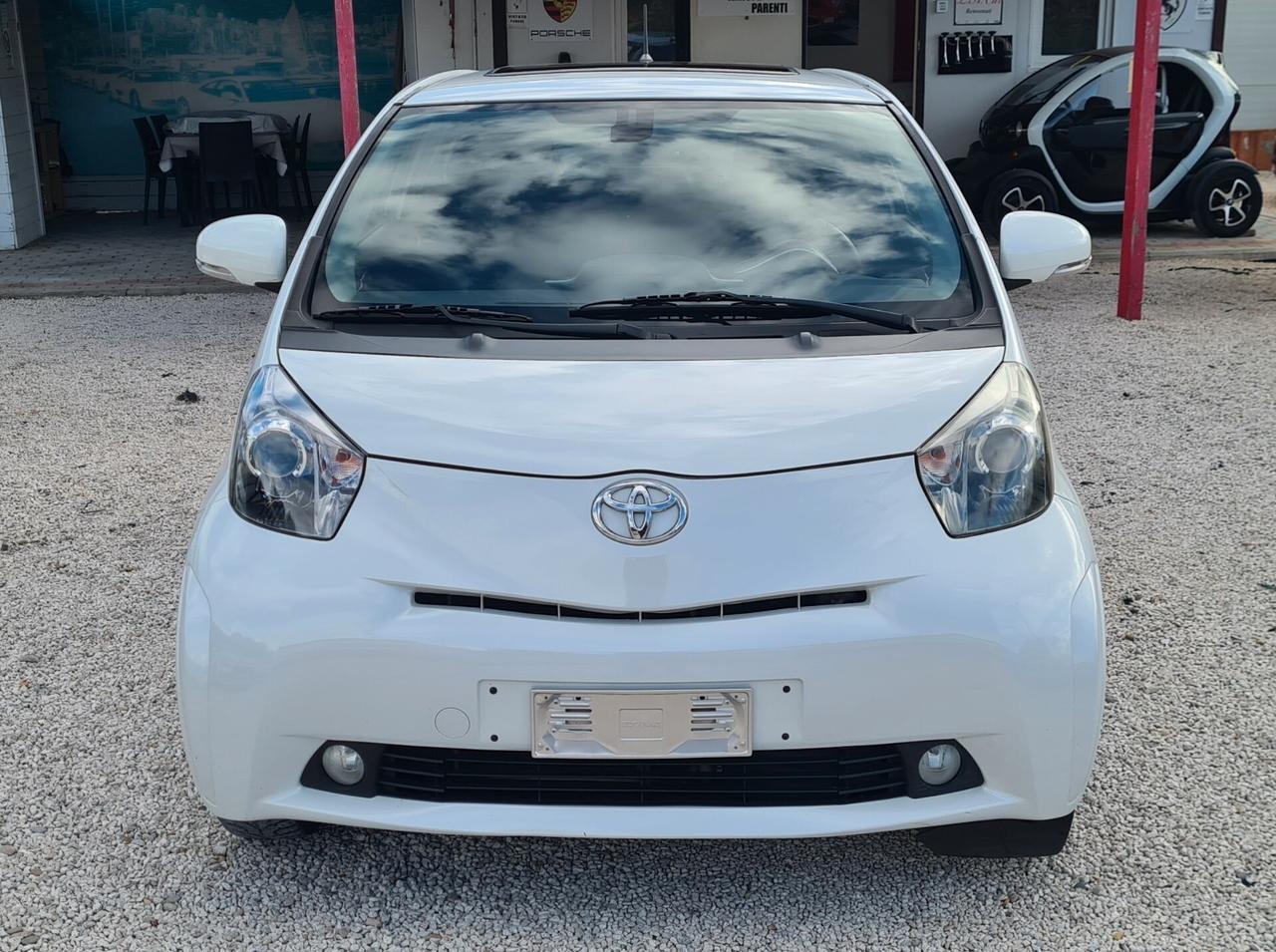 Toyota iQ 1.0 nessun obbligo di finanziamento garanzia 12 mesi