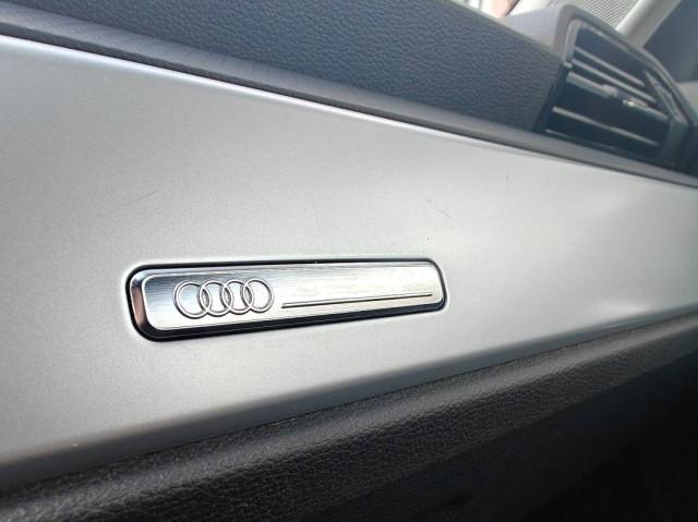 Audi Q3 35 2.0 tdi Business S-Tronic 150CV