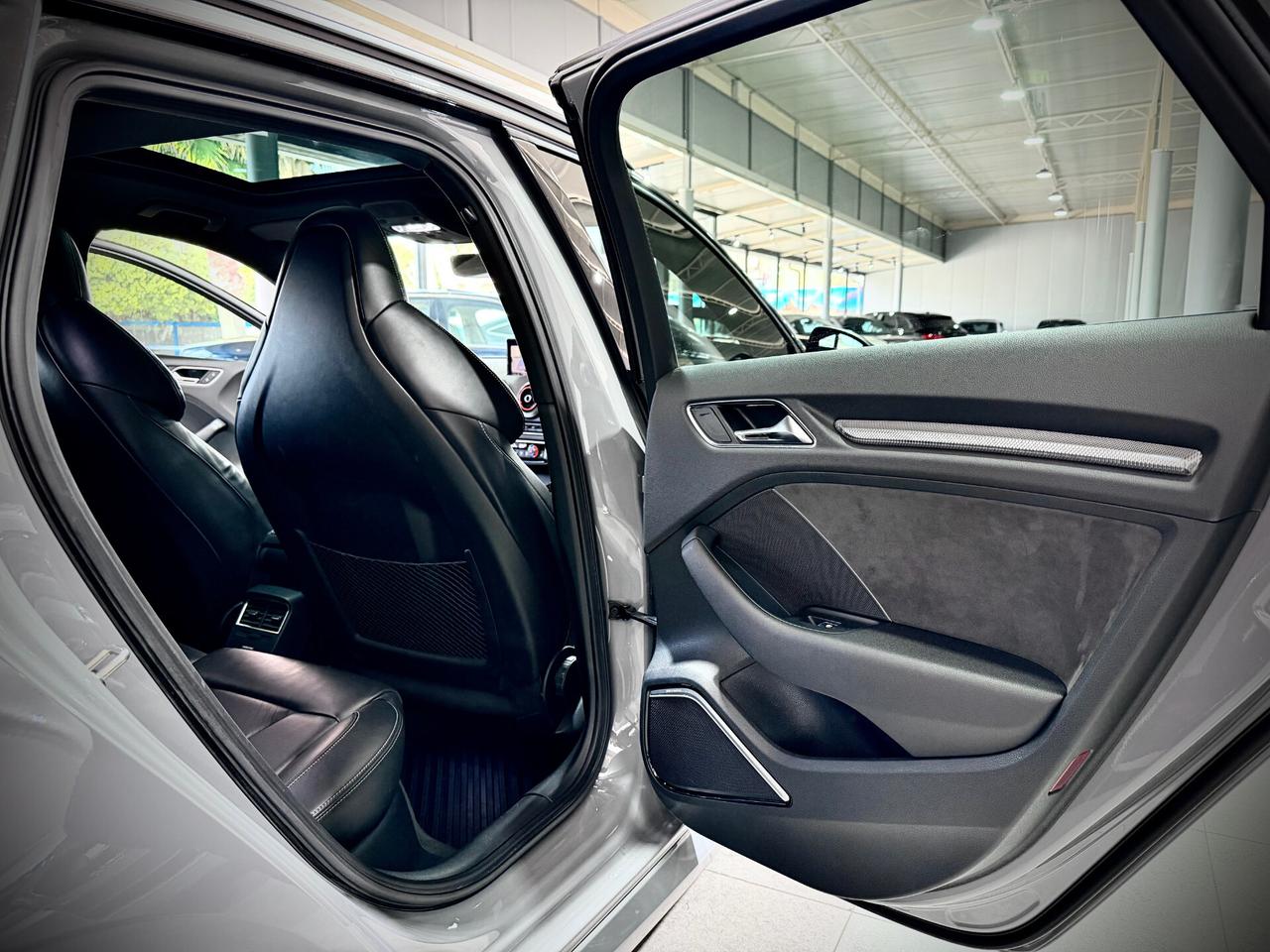 Audi RS3 2.5 TFSI 400CV Quattro S-Tronic