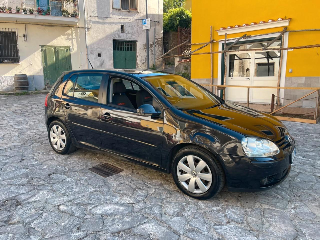 Volkswagen Golf 1.9 TDI 5p. Sportline