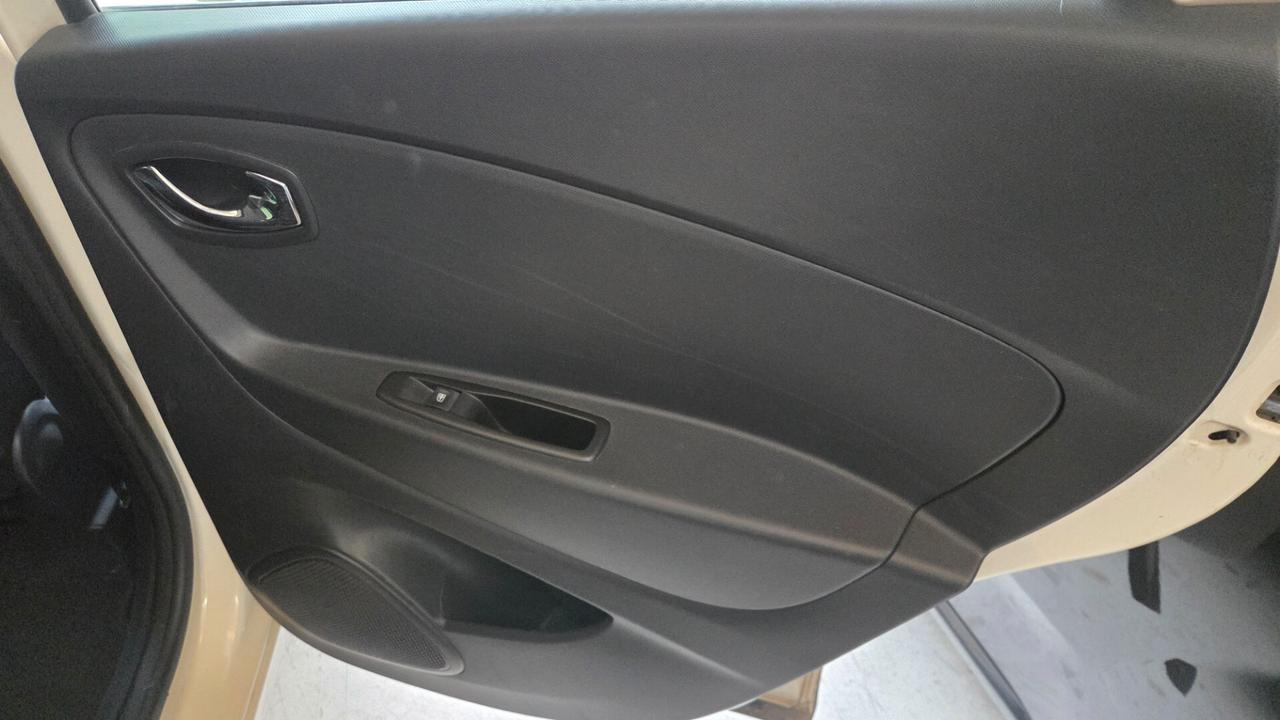 Renault Captur 1.2 TCe 120 CV EDC Energy R-Link unico proprietario