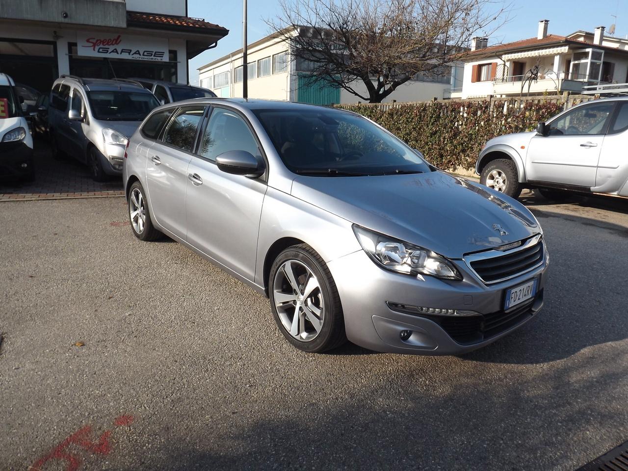 Peugeot 308 BlueHDi 120 S&S SW Allure