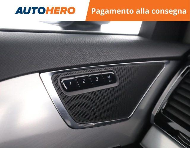 VOLVO XC90 D5 AWD Geartronic 7 posti Momentum