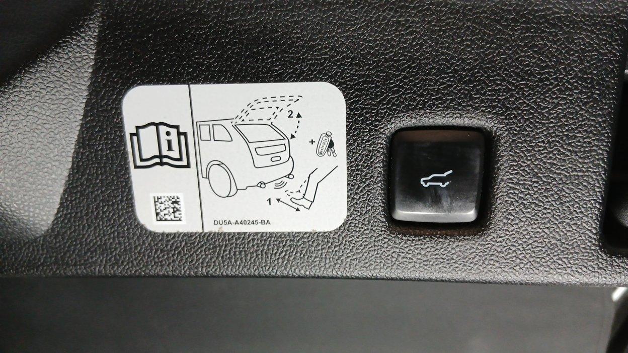 FORD Kuga 3ª serie - Kuga 1.5 EcoBlue 120 CV 2WD ST-Line X