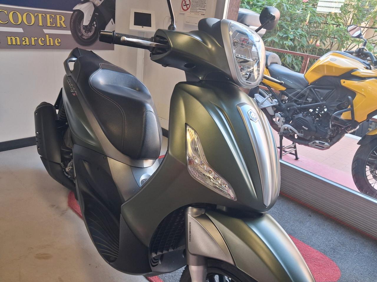 Piaggio Beverly 300 ABS + TCS