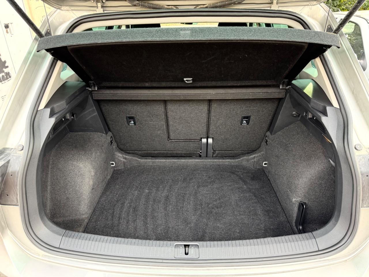 Volkswagen Tiguan 2.0 TDI SCR 4MOTION Business BlueMotion Technology
