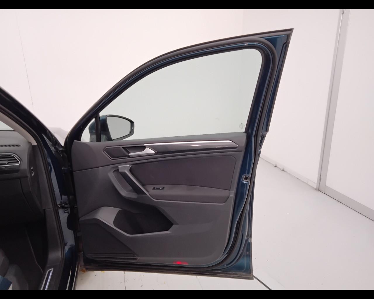 VOLKSWAGEN Tiguan II 2021 - Tiguan 2.0 tdi Life 122cv