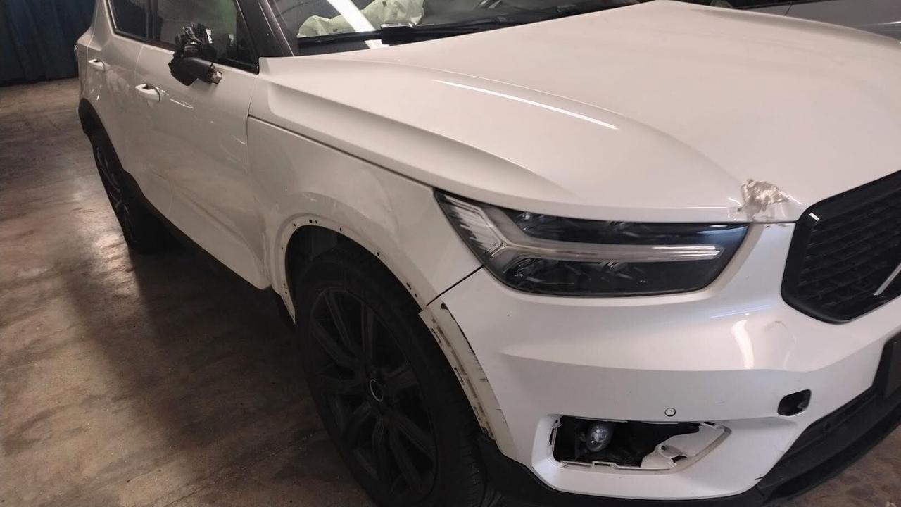 Volvo XC40 D4 AWD Geartronic R-design