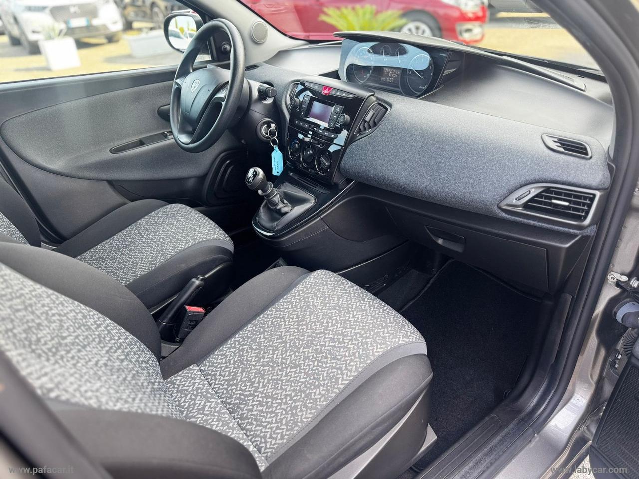 LANCIA Ypsilon 1.0 FireFly 5pS&S Hyb. Eco Silv.