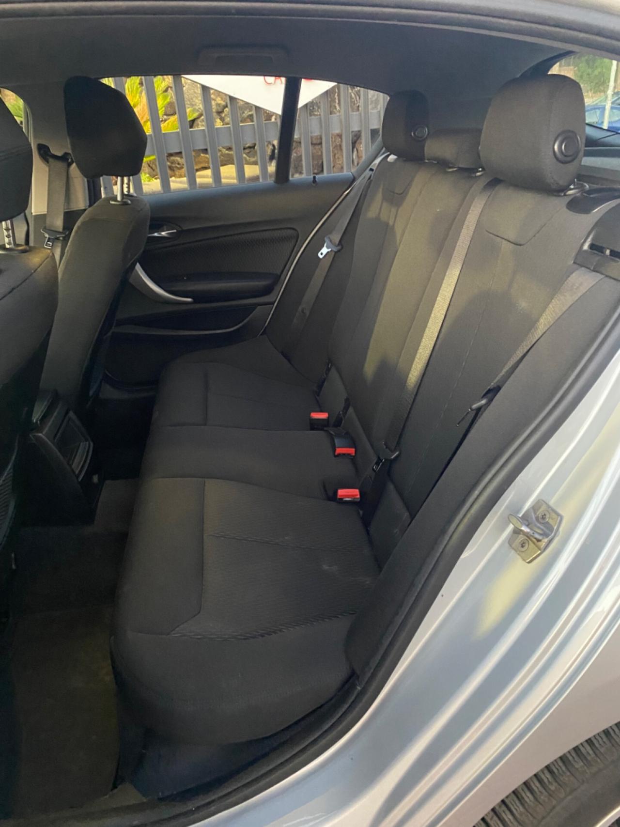 Bmw 118 118d 5p. Advantage 09/2019