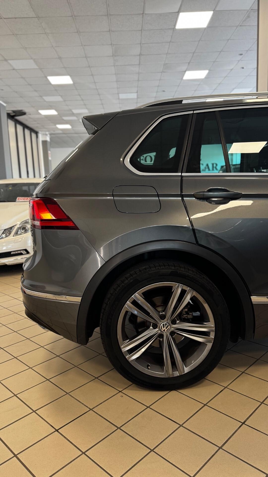 Volkswagen Tiguan 2.0 TDI SCR DSG R-line