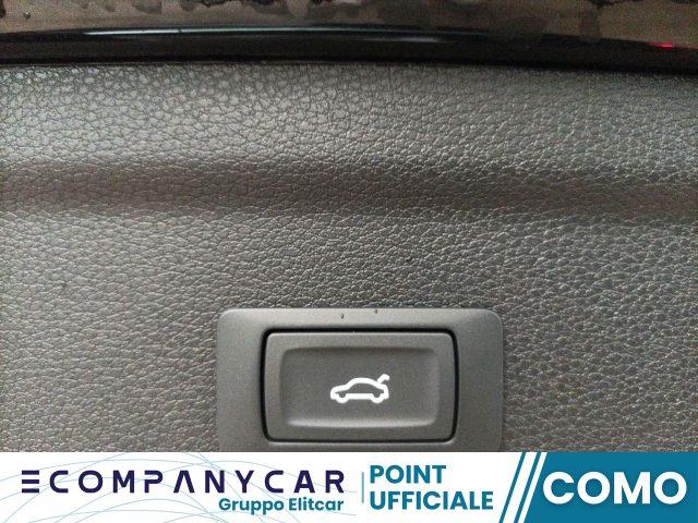 AUDI Q3 SPB 35 TDI S tronic S line Blackline edition