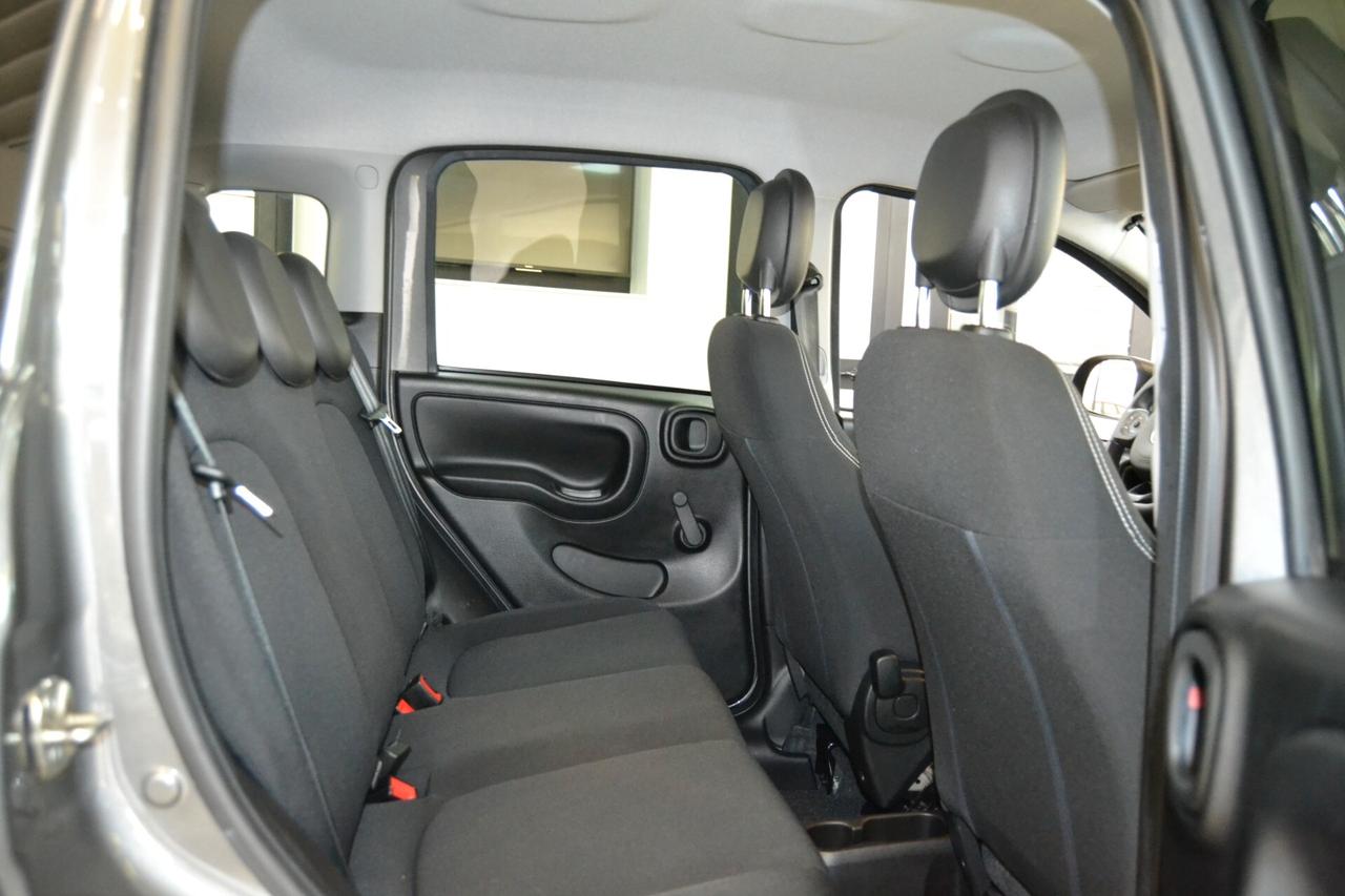 Fiat Panda Cross 1.0 FireFly Hybrid Navi/Led/5Posti