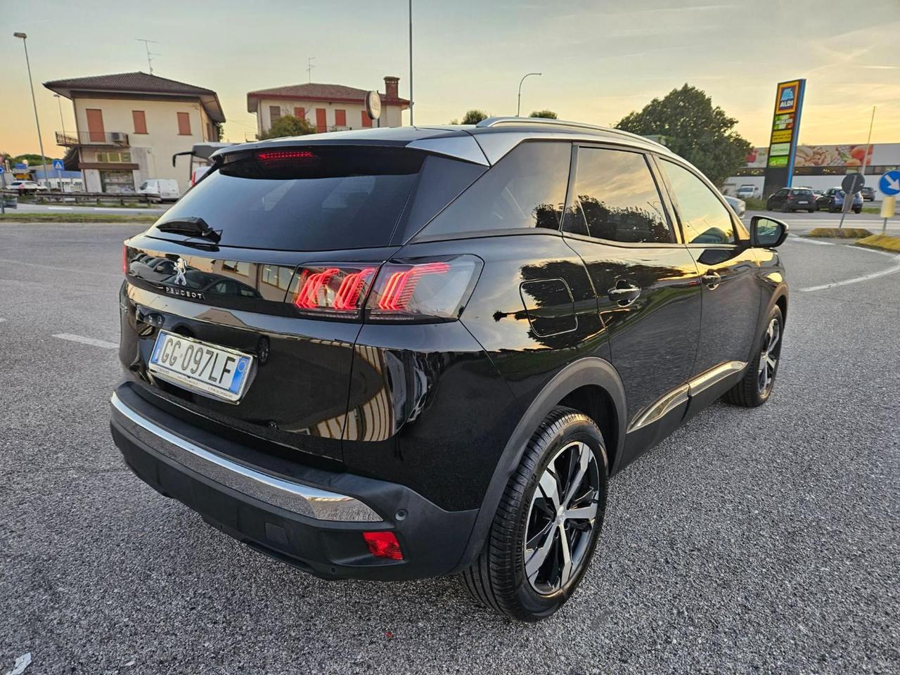 Peugeot 3008 BlueHDi 130 S&S EAT8 Allure Pack