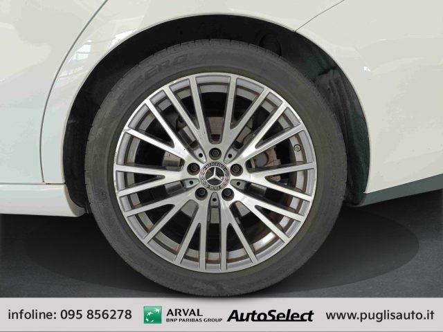 MERCEDES-BENZ CLA 200 d Automatic Shooting Brake Sport