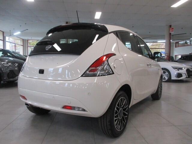 Lancia Ypsilon 1.2 69 CV 5 porte GPL Ecochic - KM0