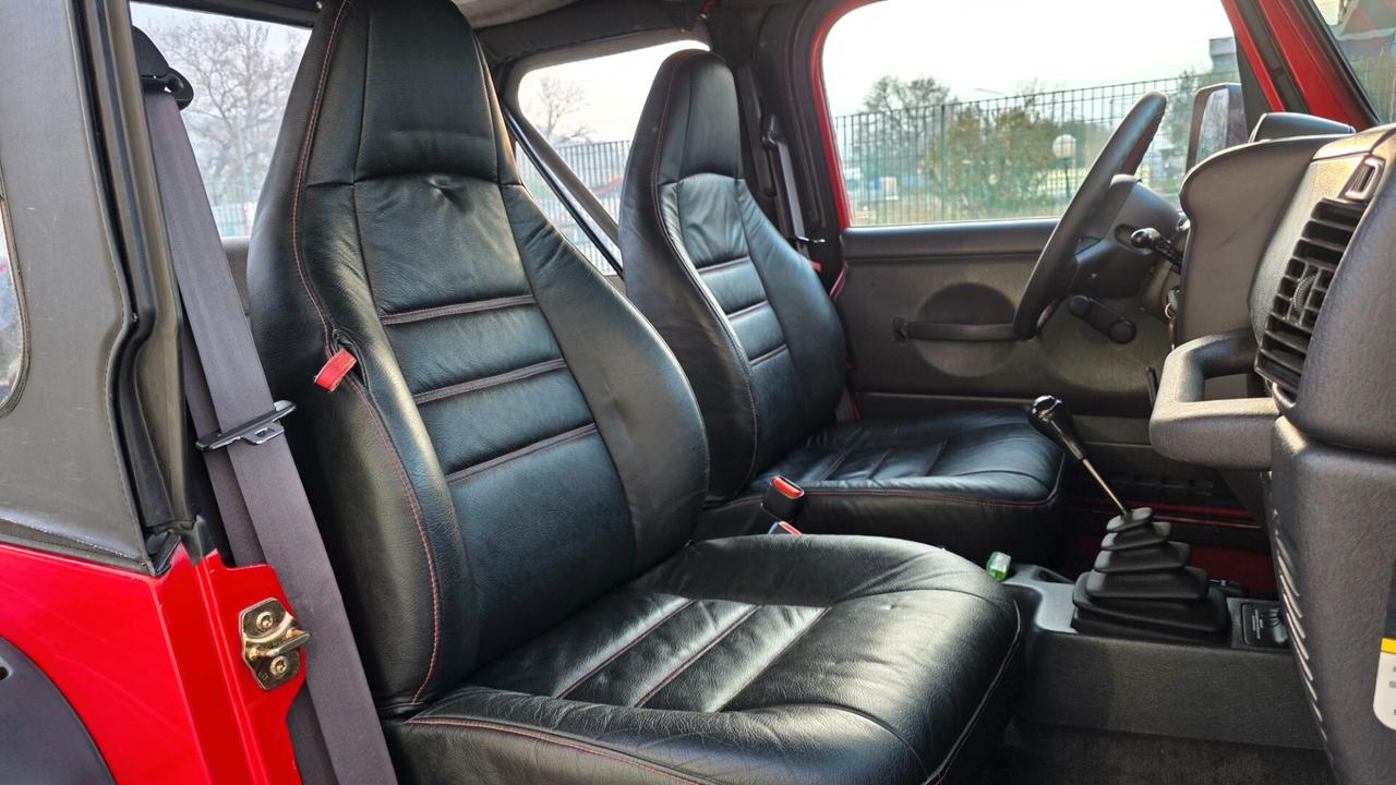 Jeep Wrangler Ponti patrol omologata aria condizionata