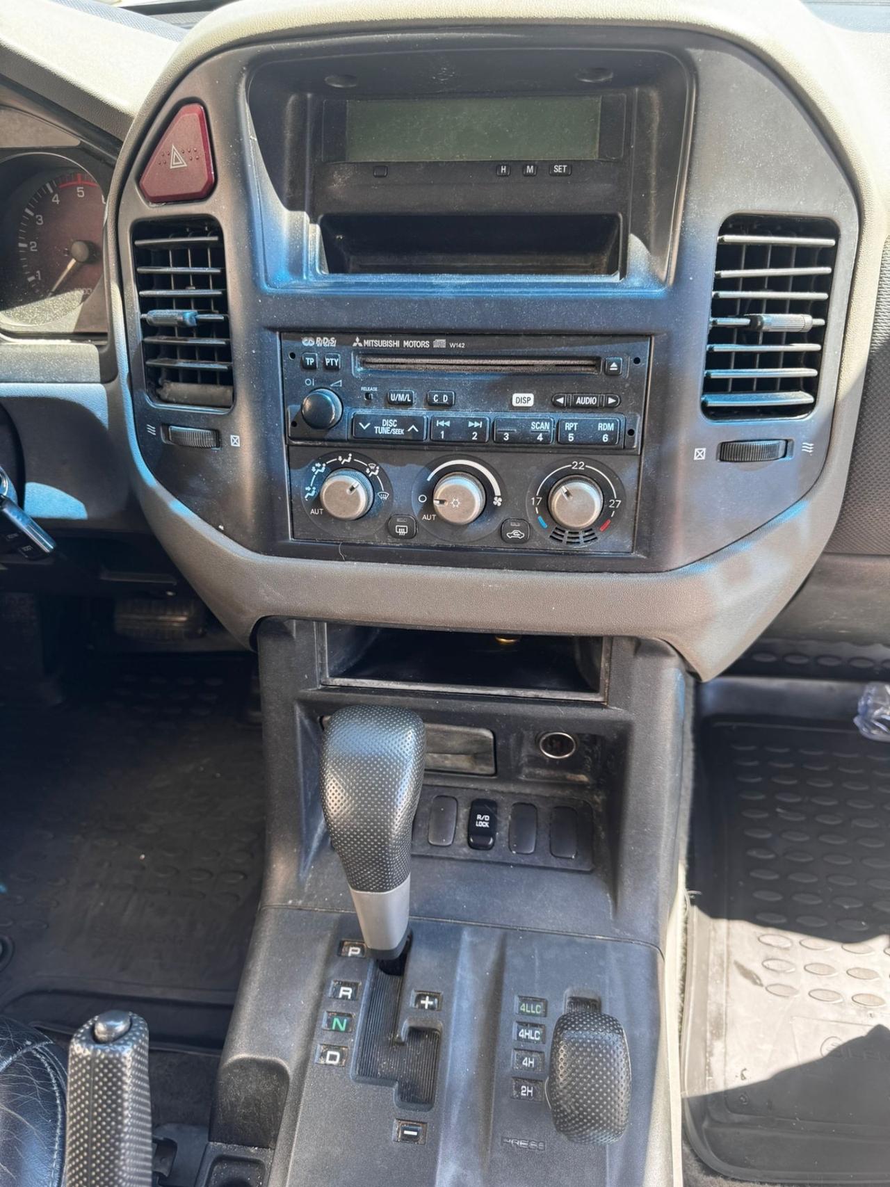 Mitsubishi Pajero 3.2 16V DI-D 3p. GLS1 AUTOMATICO DIESEL