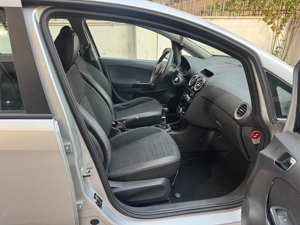 OPEL Corsa 1.2 85CV 5 porte GPL-TECH Edition