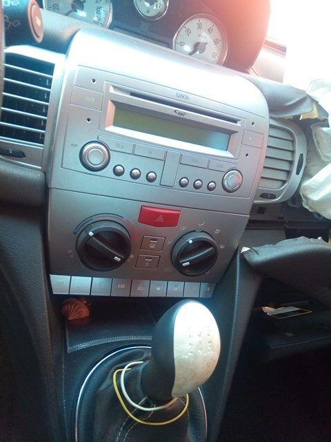 Lancia Ypsilon 1.3 MJT 90CV Oro