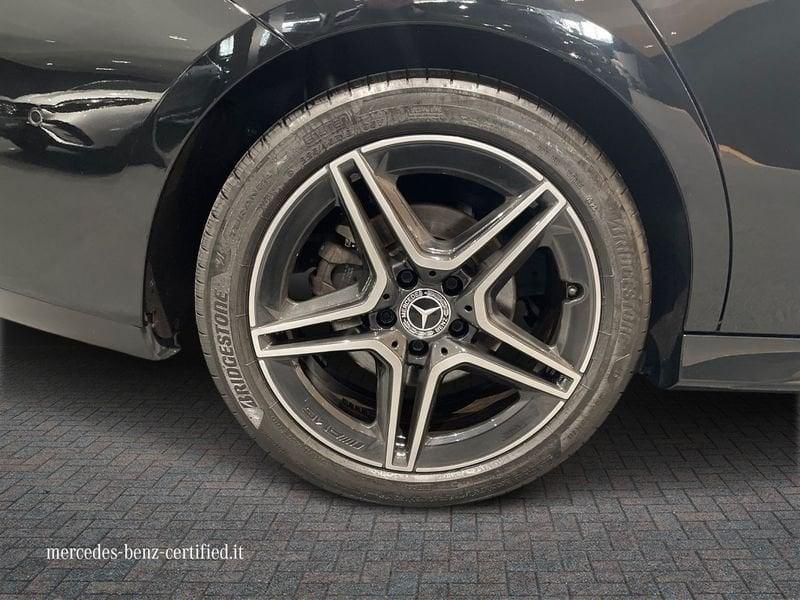 Mercedes-Benz CLA Shooting Brake 200 d Premium auto