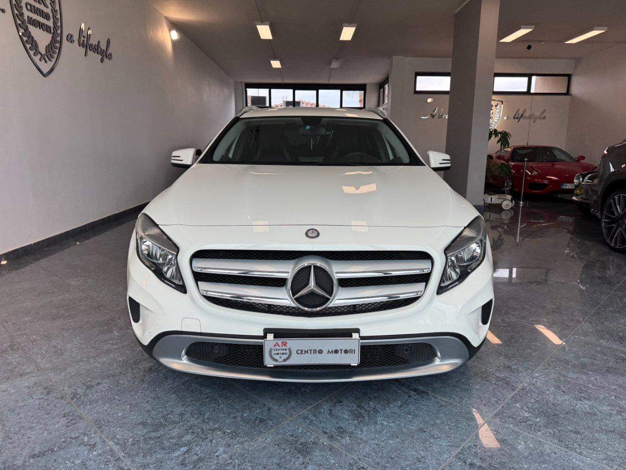 Mercedes GLA 180 d (cdi) Sport auto Navi Pelle