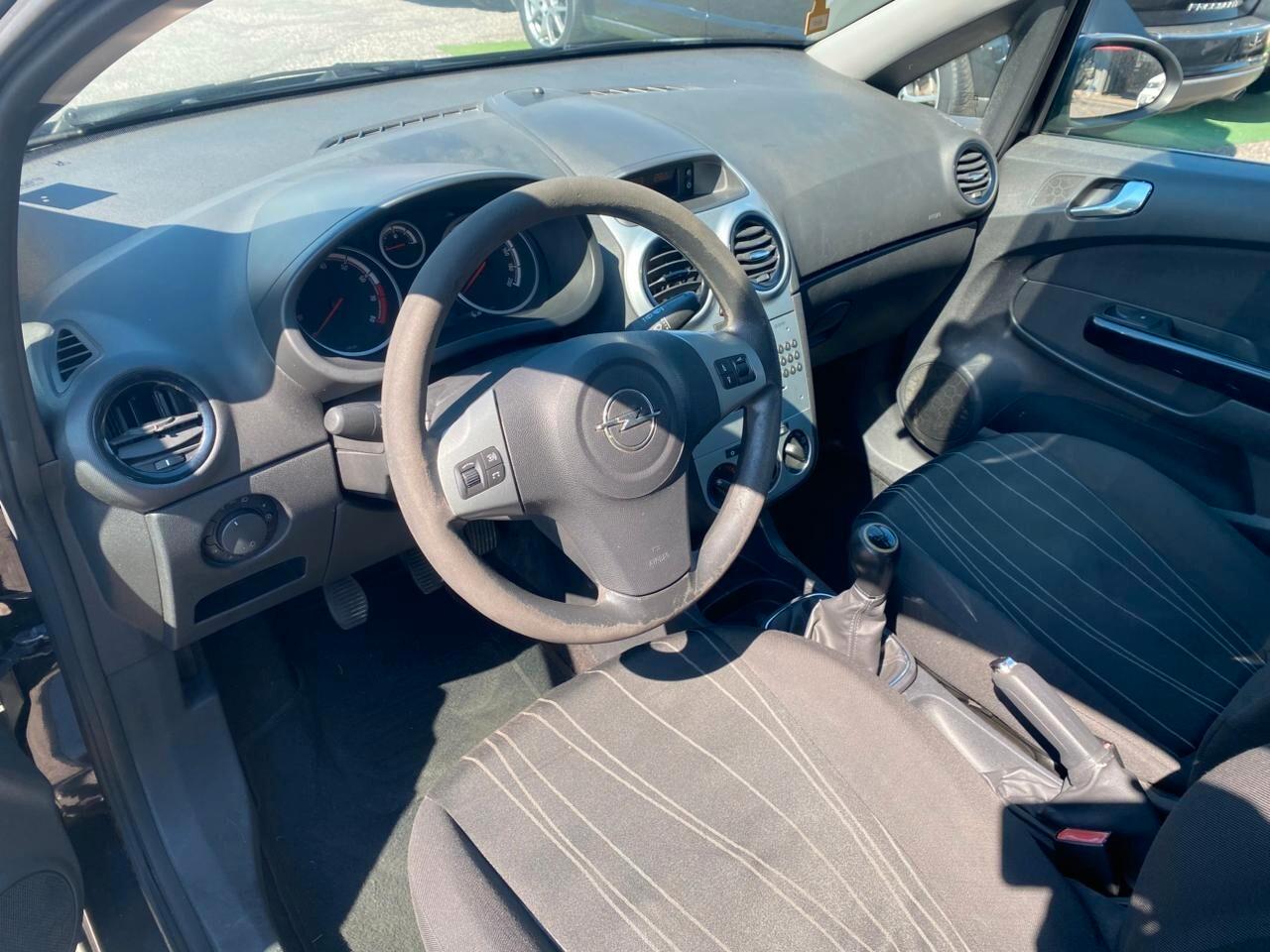 Opel Corsa 1.2 5 porte Easytronic Cosmo