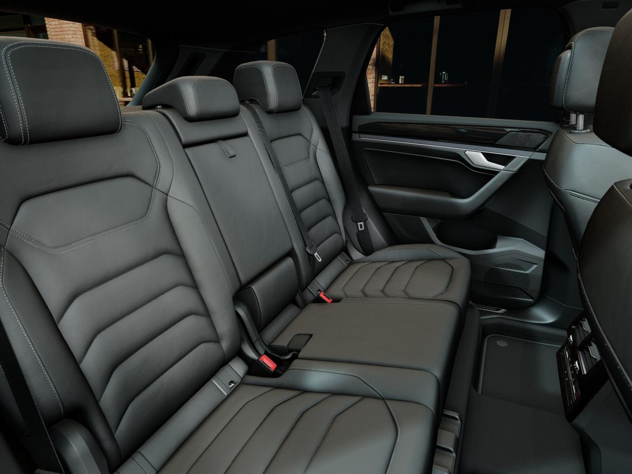 Volkswagen Touareg 3.0 v6 tdi scr r-line 231cv auto