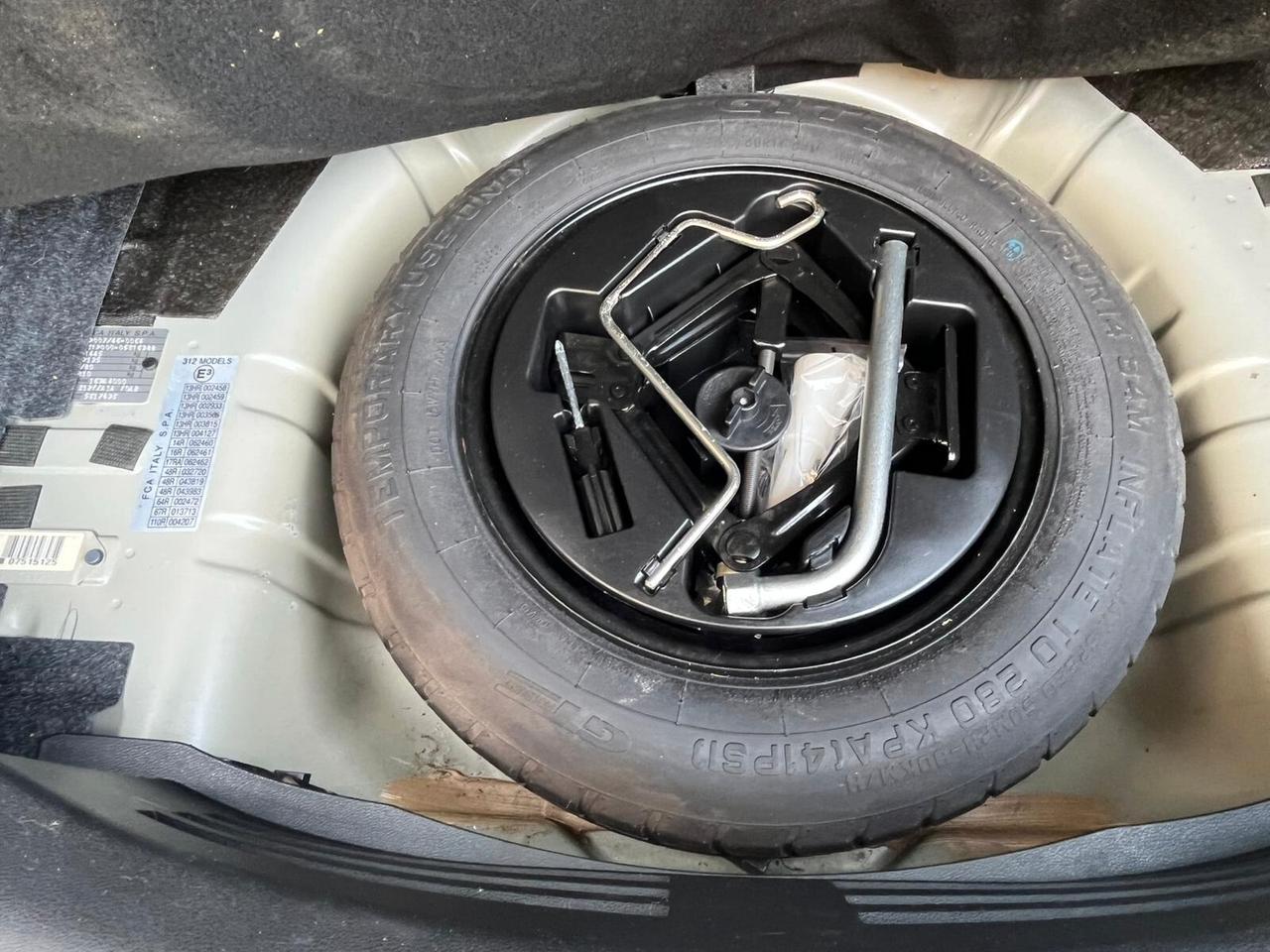 Lancia Ypsilon 1.2 FIRE 69 CV 5 porte Gold