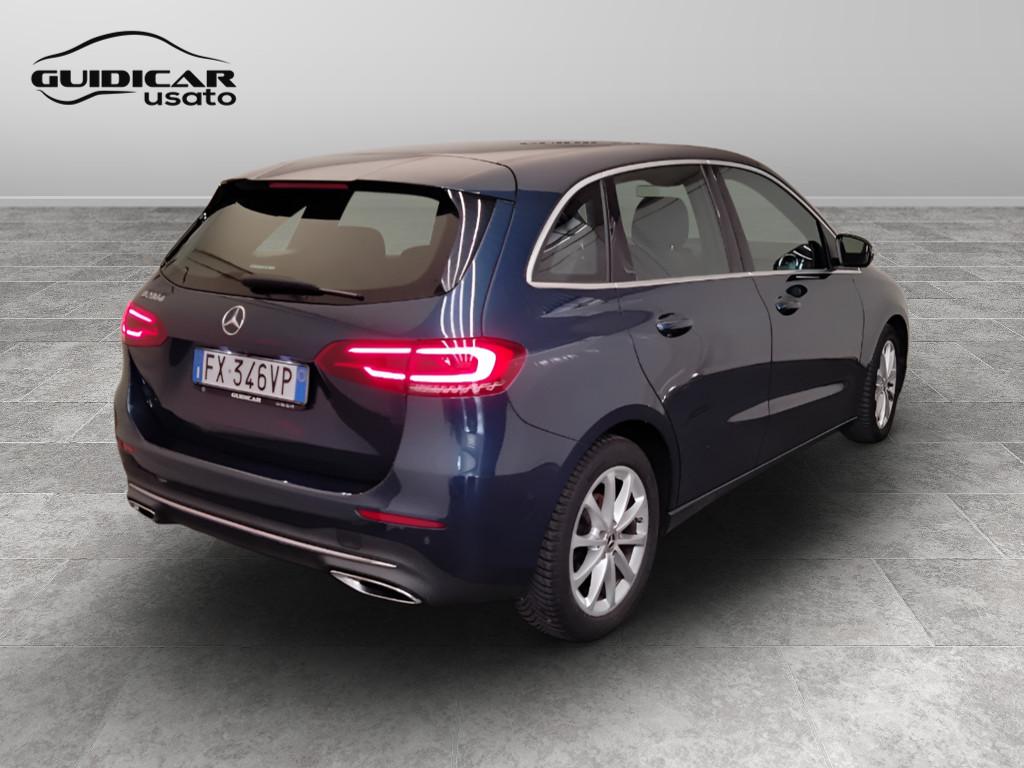 Mercedes-Benz Classe B - W247 2018 - B 200 d Sport Plus auto