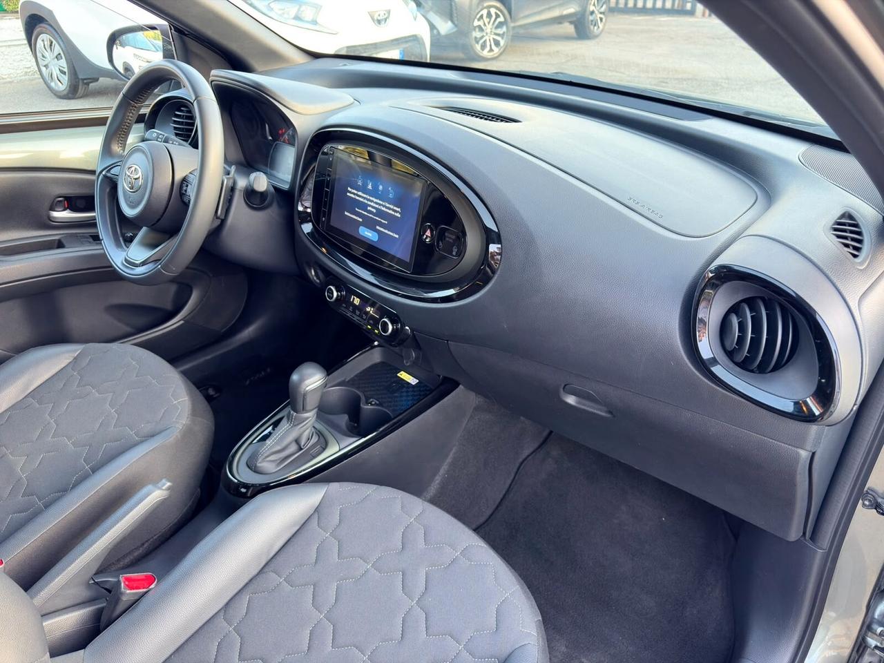 Toyota Aygo X 1.0 VVT-i 72 CV 5 porte Lounge Air S-CVT