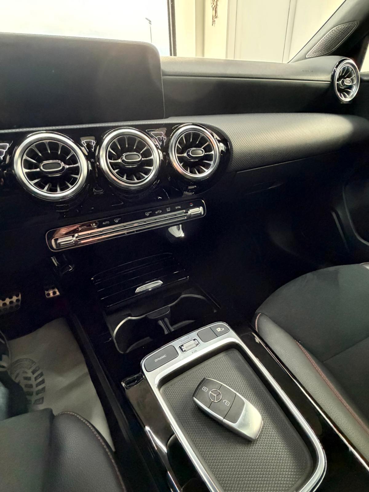 Mercedes-benz A 200 d Automatic AMG Premium Plus FULL