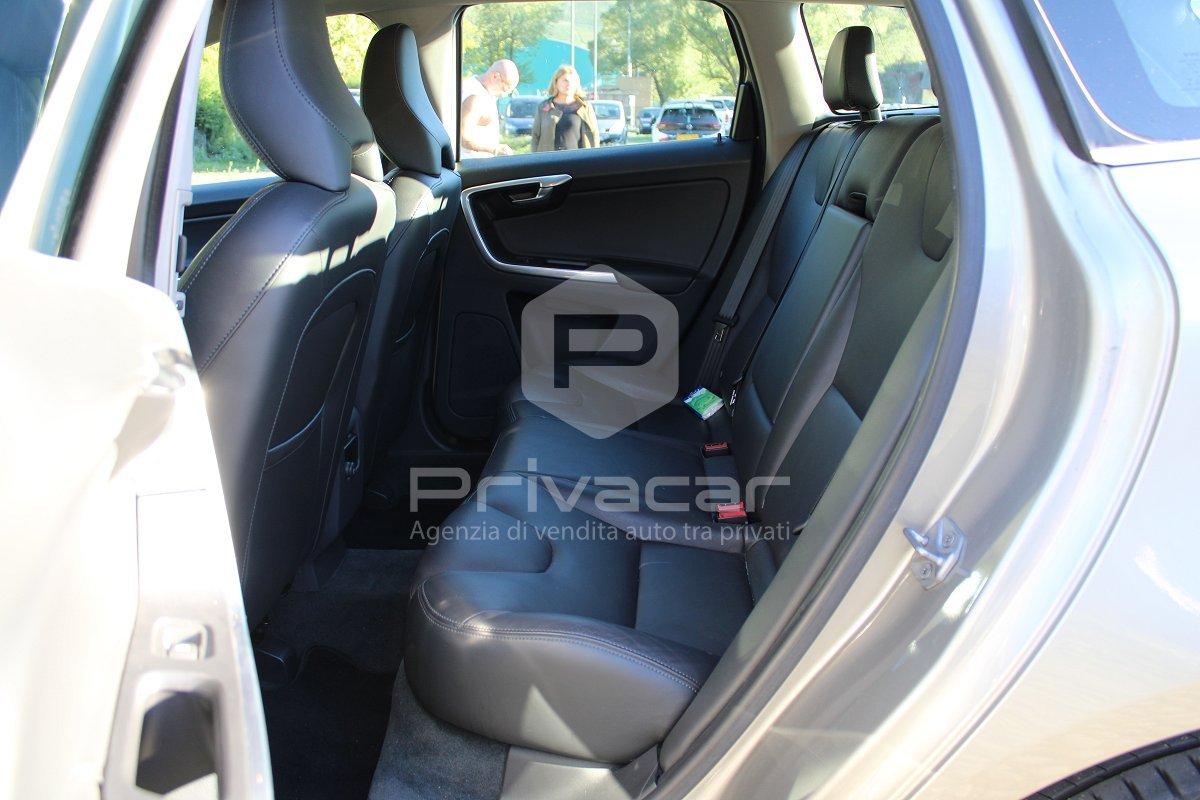 VOLVO XC60 D4 AWD Geartronic Summum