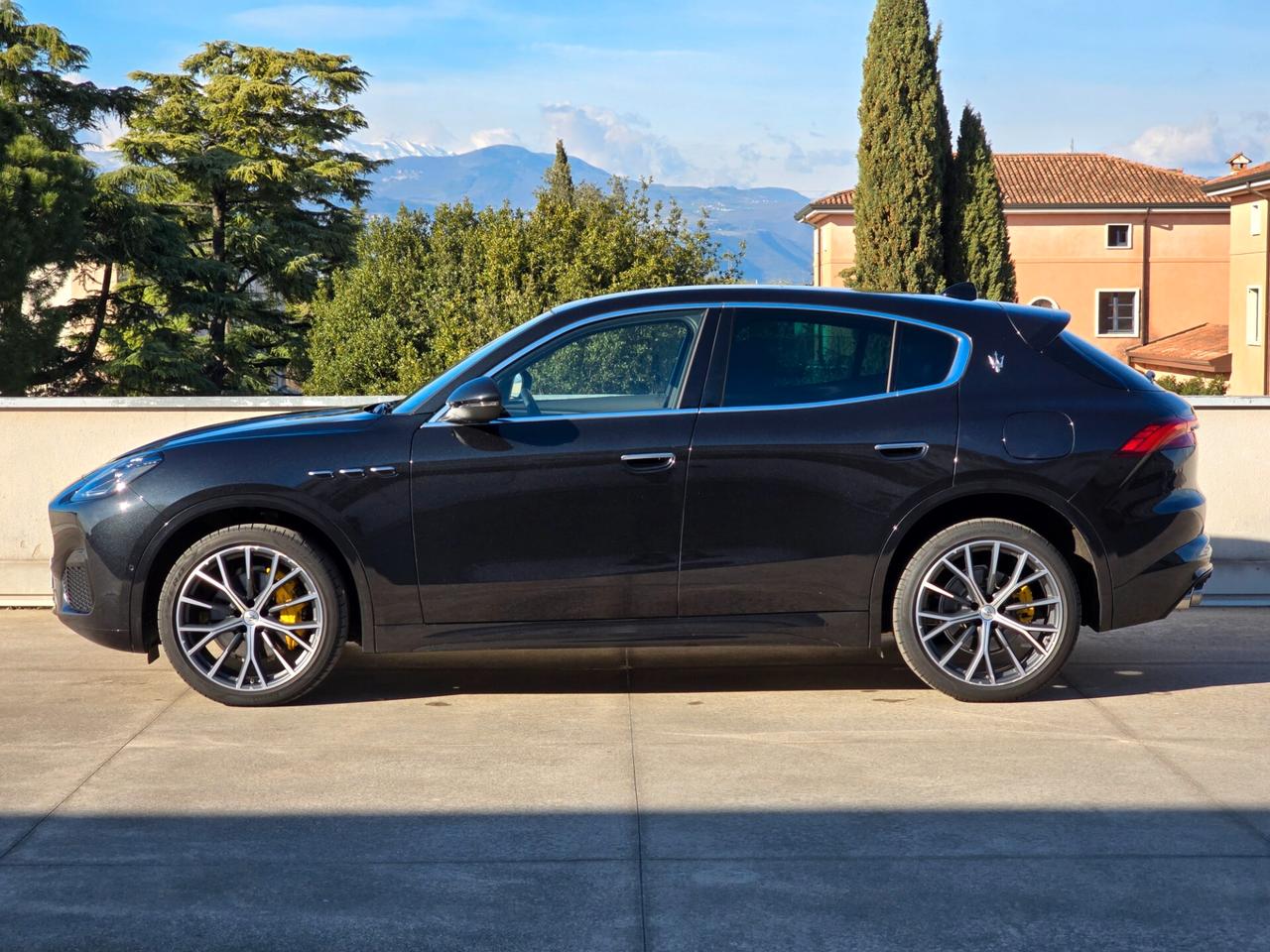 Maserati Grecale MHEV 300 CV AWD GT