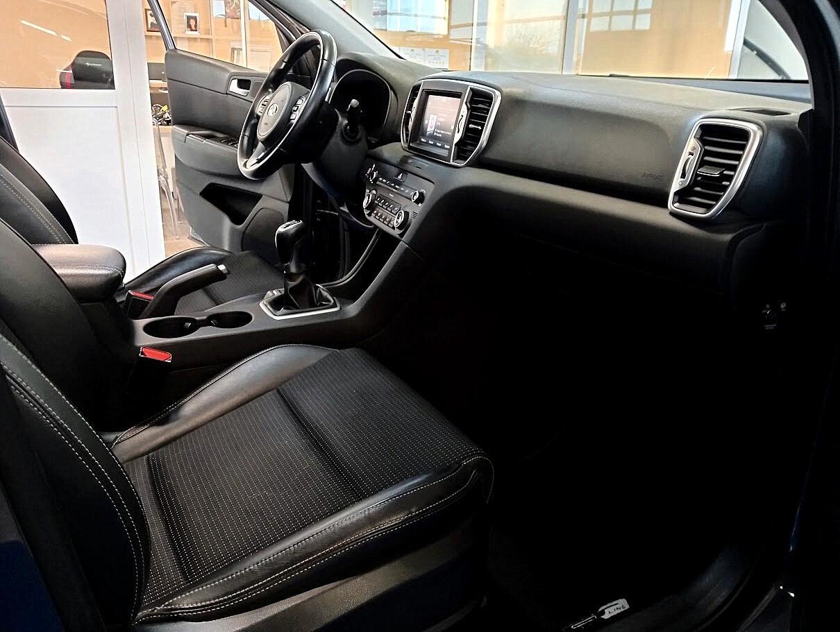 Kia Sportage 1.7 CRDI TETTO GANCIO CAMERA LED 19" BELLISSIMA