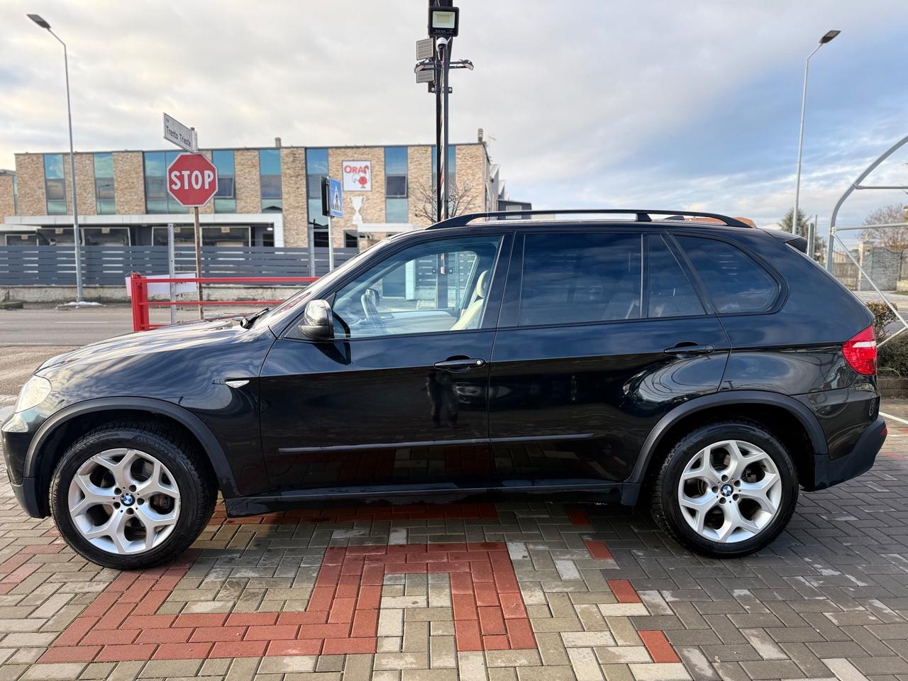 Bmw X5 xDrive35d Futura 7 POSTI